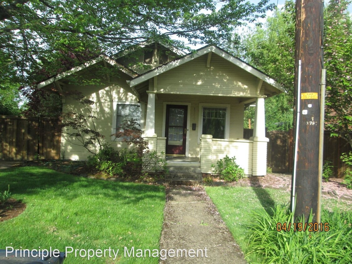 Primary Photo - 2 br, 1 bath House - 1780 Hayes St