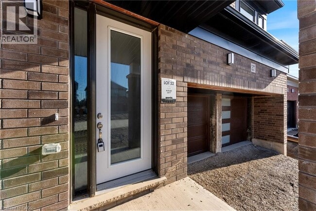 Building Photo - 27 Blain Dr