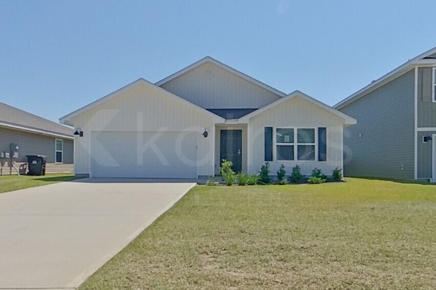 Foto principal - 220 Monarch Ln