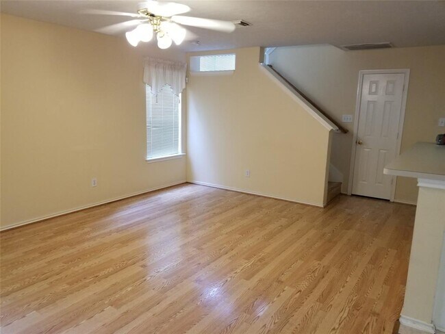 Building Photo - 127 Anise Tree Pl