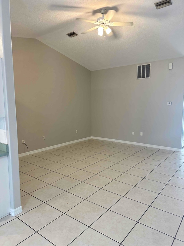 Building Photo - 160 Fenimore Ln