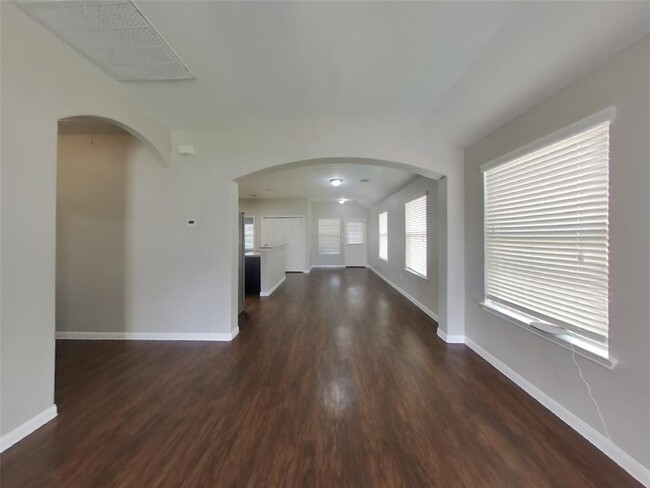 Foto del edificio - 21447 Ryans Path Ln