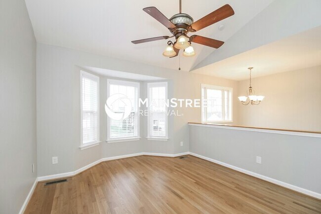 Foto del edificio - 3 Bedroom Pet-Friendly Home in High Point, NC with Main Street Renewal