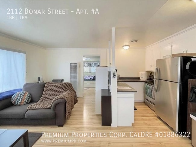 Building Photo - 2112 Bonar St