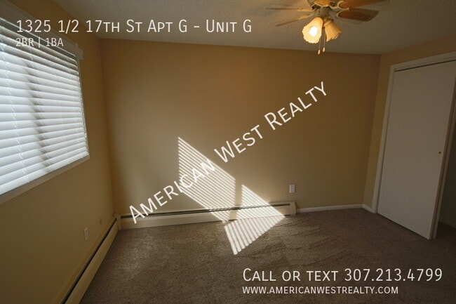 Building Photo - 1325 1/2 17th St Apt G-Unit G