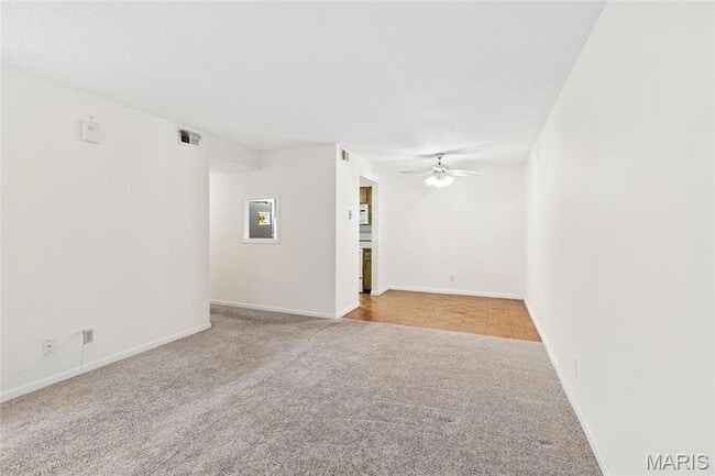 Building Photo - 2434 Fowler Ave