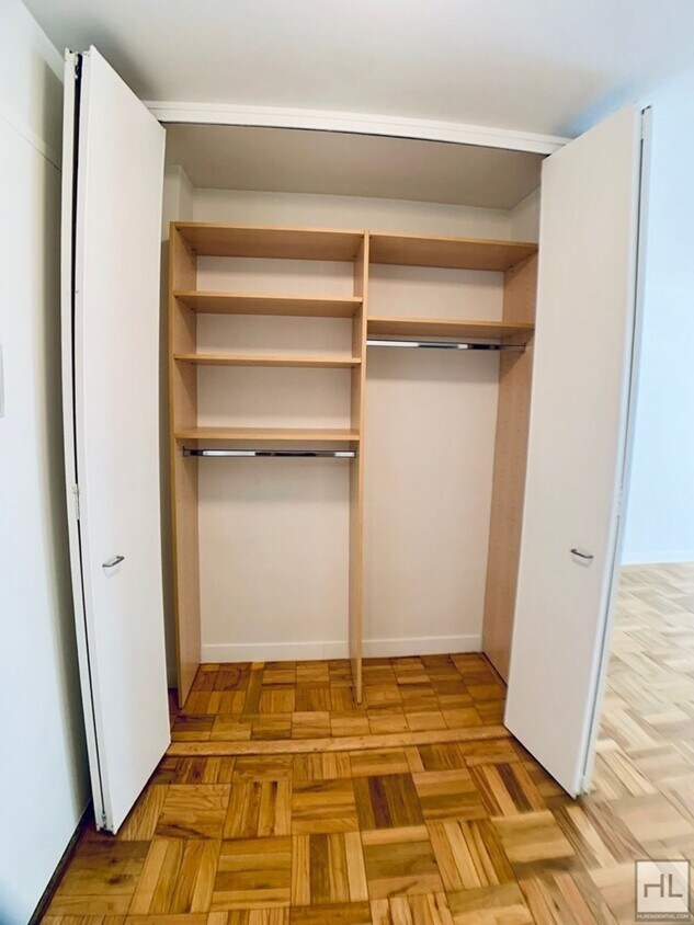 Building Photo - EAST 49 STREET