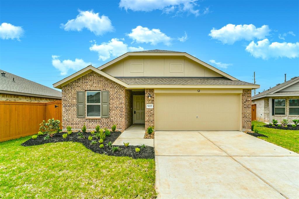 Foto principal - 5227 Sunvalley Bend Dr
