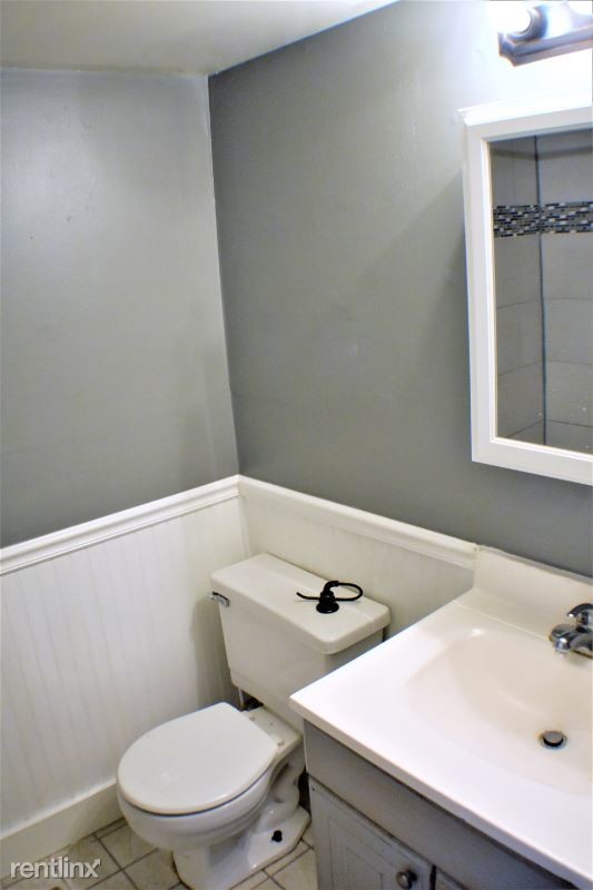 Building Photo - 3 br, 1 bath House - 412 hannum ave