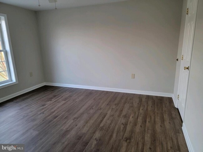 Foto del edificio - 19688 Mulberry Knoll Rd