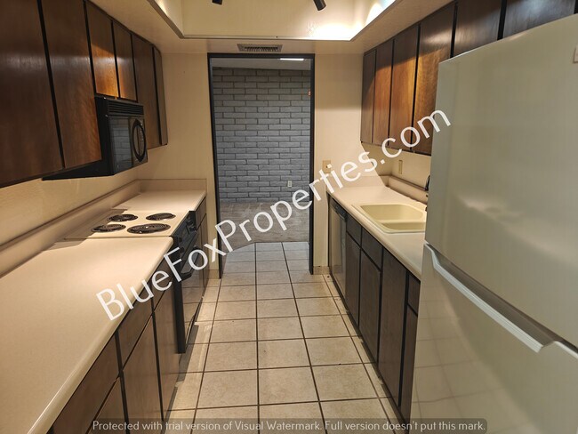 Foto del edificio - 5701 E Glenn St