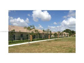 Building Photo - 13260 Old Biscayne Dr