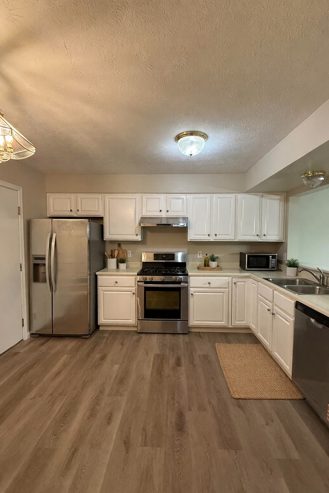 Building Photo - 4427 Towneside Ct