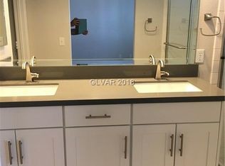 Foto del edificio - 3770 Paria Canyon St