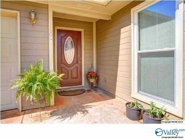 Foto del edificio - 160 Lewis Ln