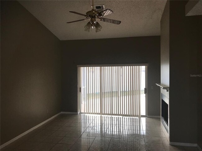 Building Photo - 1112 Gardanne Ct