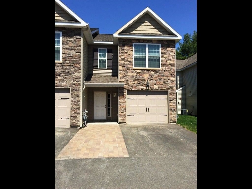 Primary Photo - The Ridgeview Townhomes & The Crossings