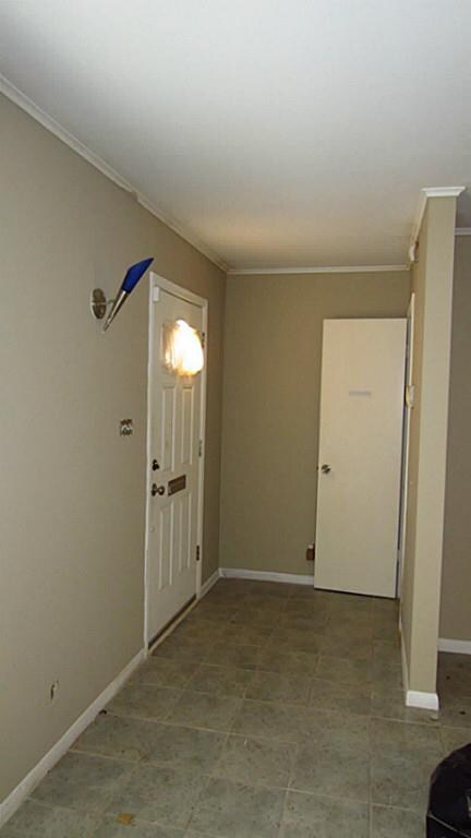 Building Photo - 6313 Del Monte Dr