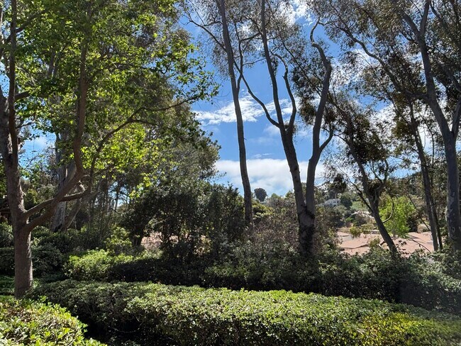 Foto del edificio - 8860 Villa La Jolla Dr