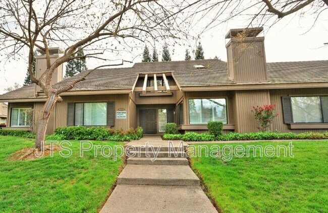 Foto del edificio - 11674 Gold Country Blvd