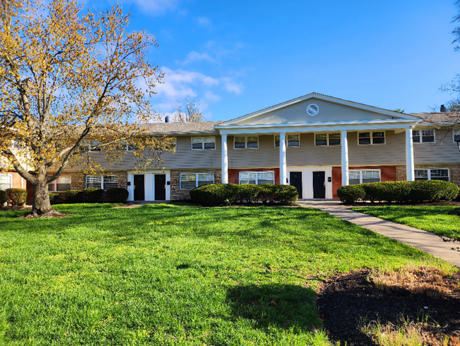Foto del edificio - 7505 Montgomery Rd
