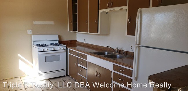 Building Photo - 3 br, 1 bath House - 801 Fillmore
