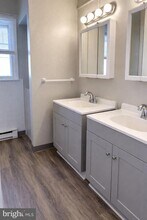 Building Photo - 14 Girard Rd S