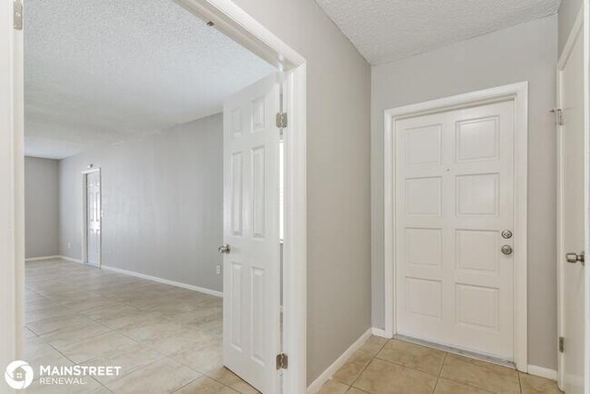 14051 Briardale Ln, Tampa, FL 33618 photo'