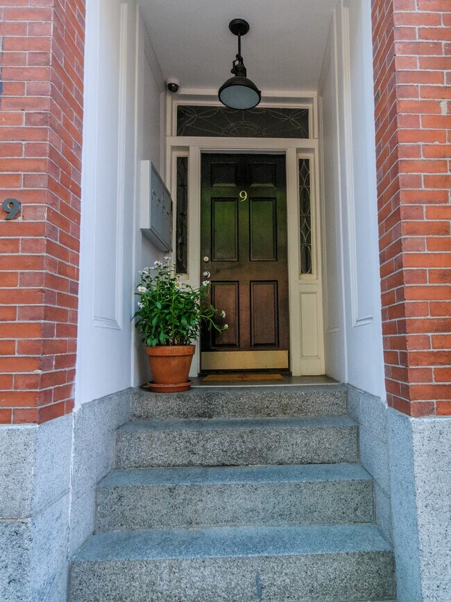 Foto del edificio - 9 Fayette St