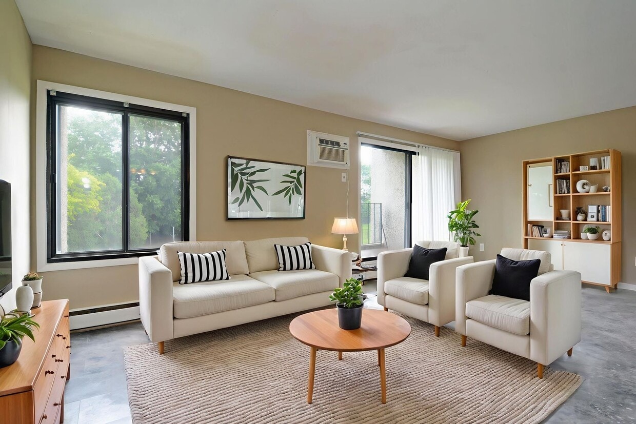 Primary Photo - Spacious 3-Bed 1-Bath Condo For Rent in Ea...