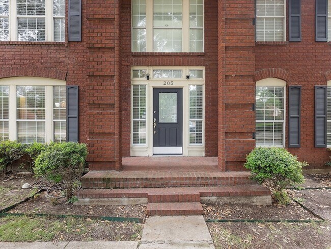 Foto del edificio - 205 Bayou Ct