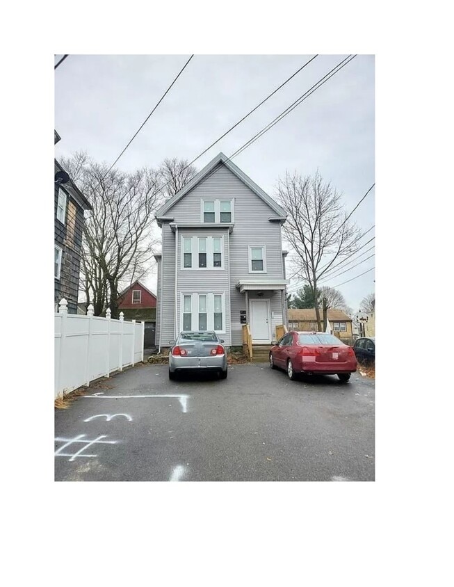 47 Allen St Unit 3, Brockton, MA 02301 Room for Rent in Brockton, MA