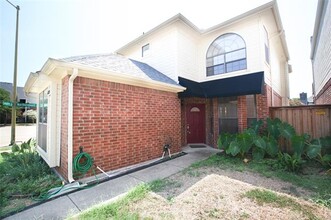 Building Photo - 6024 Longley Ct