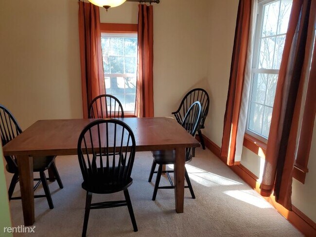 Foto del edificio - 2 br, 2 bath House - 9069 John Mosby Hwy