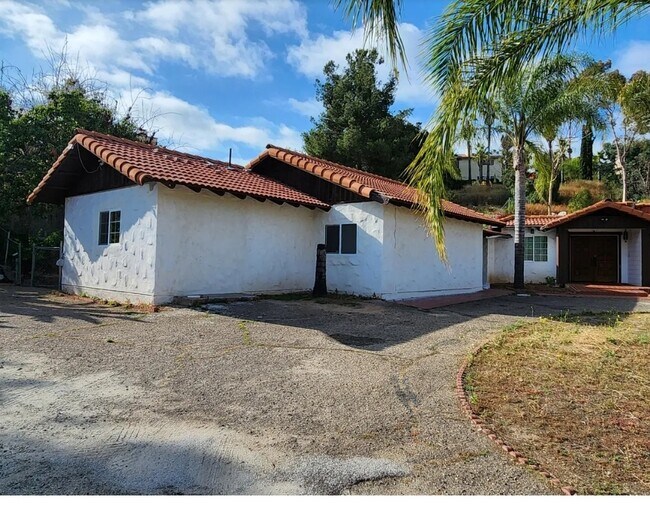 Foto del edificio - 4092 Sundown Ln