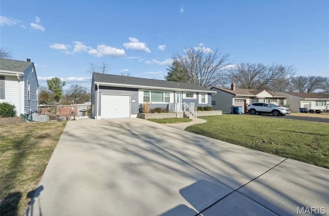 Building Photo - 7625 General Sheridan Ln