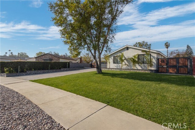 Building Photo - 8935 Patrero St