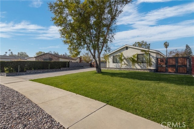 Foto del edificio - 8935 Patrero St