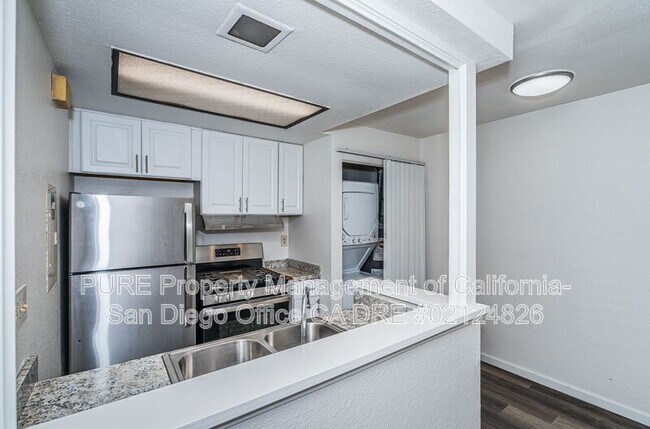 Foto del edificio - 2027 Dairy Mart Rd