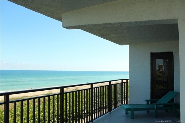 Building Photo - 10102 S Ocean Dr