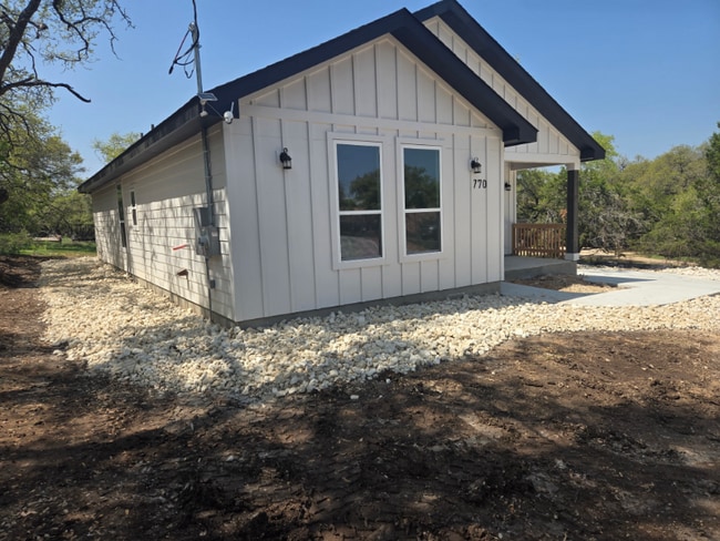 Building Photo - 770 Buck Run Pass