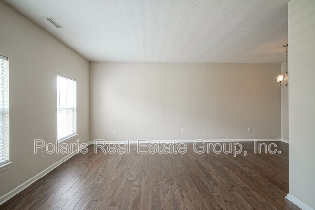 Building Photo - 12175 Bubbling Brook Dr
