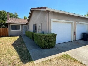 Building Photo - 17240 Markross Ct