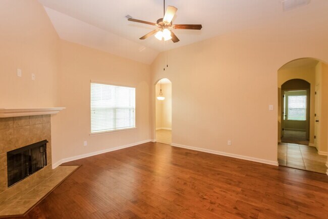 Building Photo - 6156 Trail Creek Ln