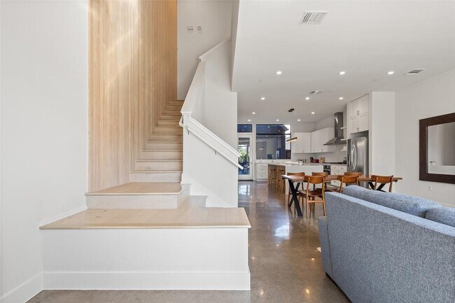 Foto del edificio - 4725 Vaughan St