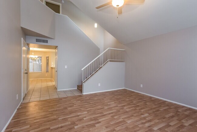 Foto del edificio - 18625 N 4th Dr