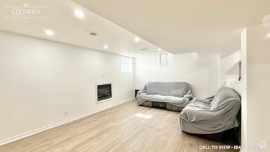 Building Photo - 15 Sleepy Hollow Pl