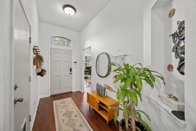 Building Photo - 15609 Royal Dublin Dr