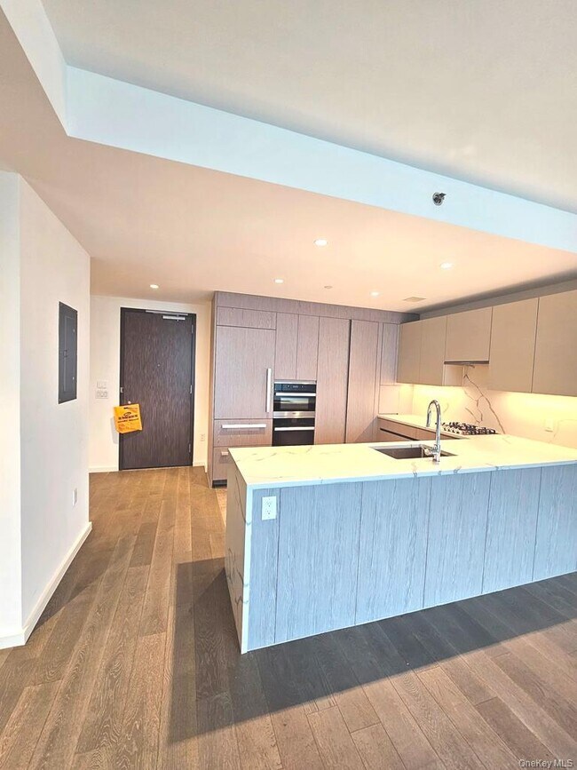 Foto del edificio - 133-36 37th Ave