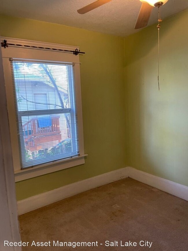 Foto del edificio - 3 br, 1 bath House - 2557 South 500 East